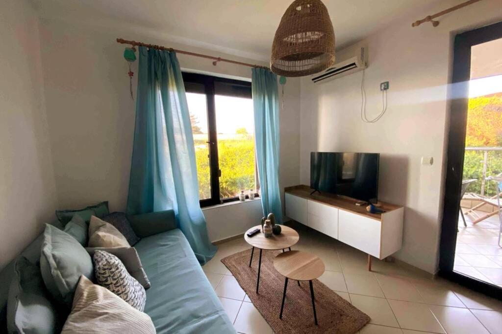 Seaview Dreamy Apartment With A Pool And Garden Синеморец Экстерьер фото